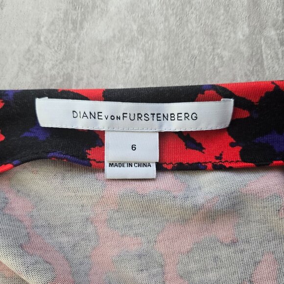 Diane von Furstenberg Julian Wrap Dress Sz 6 Floral Silk Formal Cocktail V Neck - Picture 10 of 13